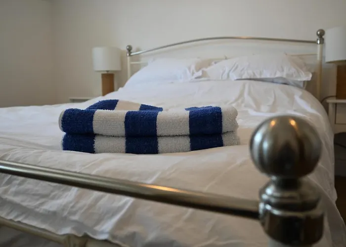 Apartment No. 8, 1 Bed, Sleeps 4